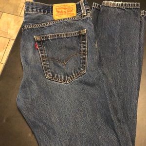 Men’s Levi’s 505 34 x 32  like new - a little wear on bottom
